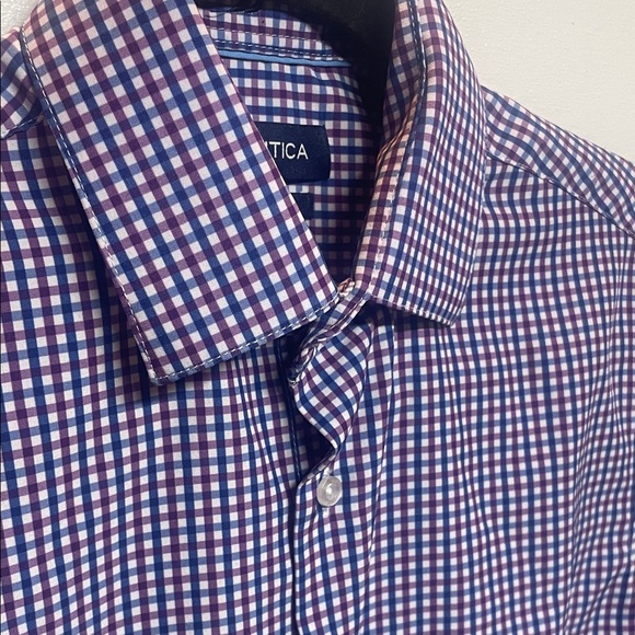Nautica Men's Blue Purple Checkered Long sleeve dress shirt size S - Picture 3 of 10